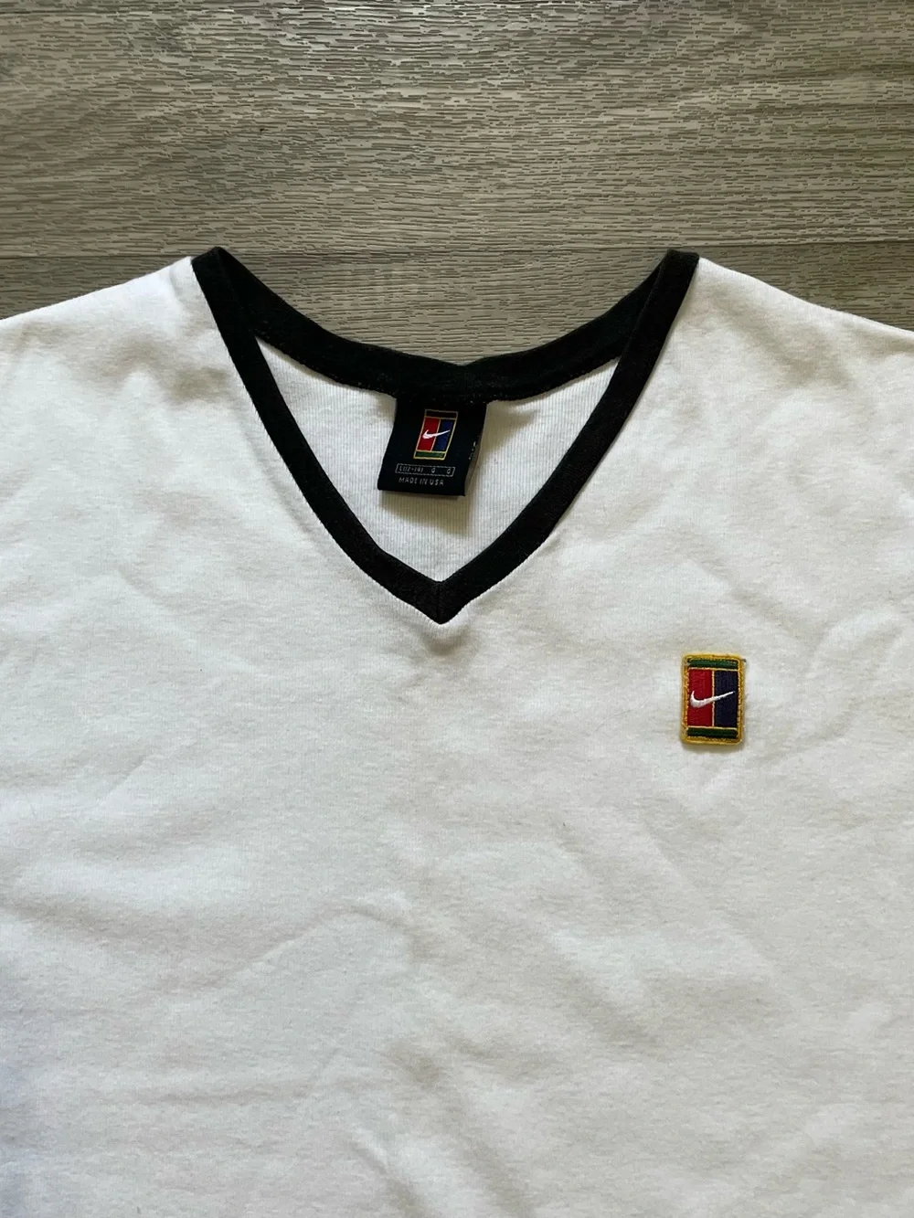 Vintage 90s Nike Court Tennis Top L(12/14) White w Black Trim - Picture 2 of 7
